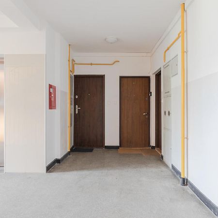 Superapart Saska 48A, Sleek 6Th-Floor Studio With Balcony & Elevator Access وارسو المظهر الخارجي الصورة